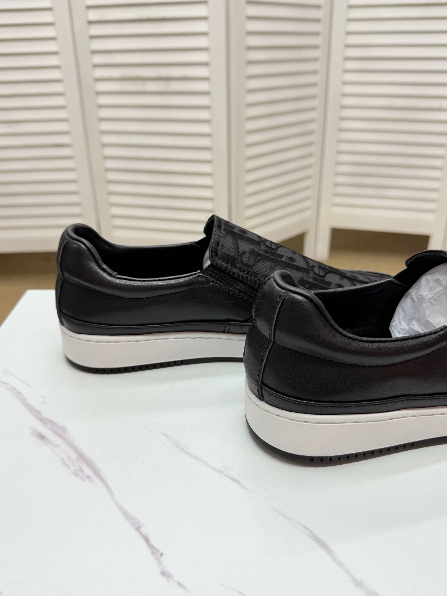 Men's clothing and shoes 210. (DIOR-Dior) casual sports shoes, official website synchronization, counter quality, fashionable and simple classic style, original outsole, size: 39-44 (45, 46 customized, non-refundable) Yh